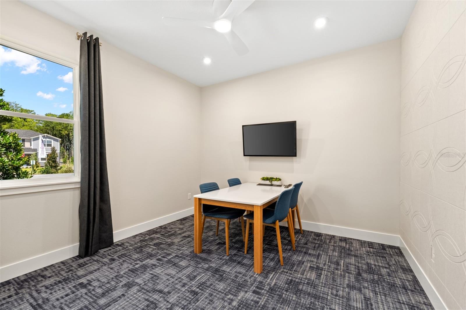 Image 15 of 18 For 13294 Generations Avenue