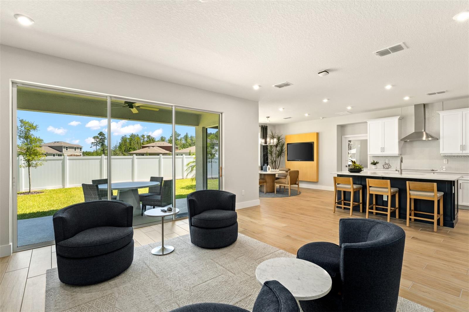 Image 5 of 18 For 13294 Generations Avenue