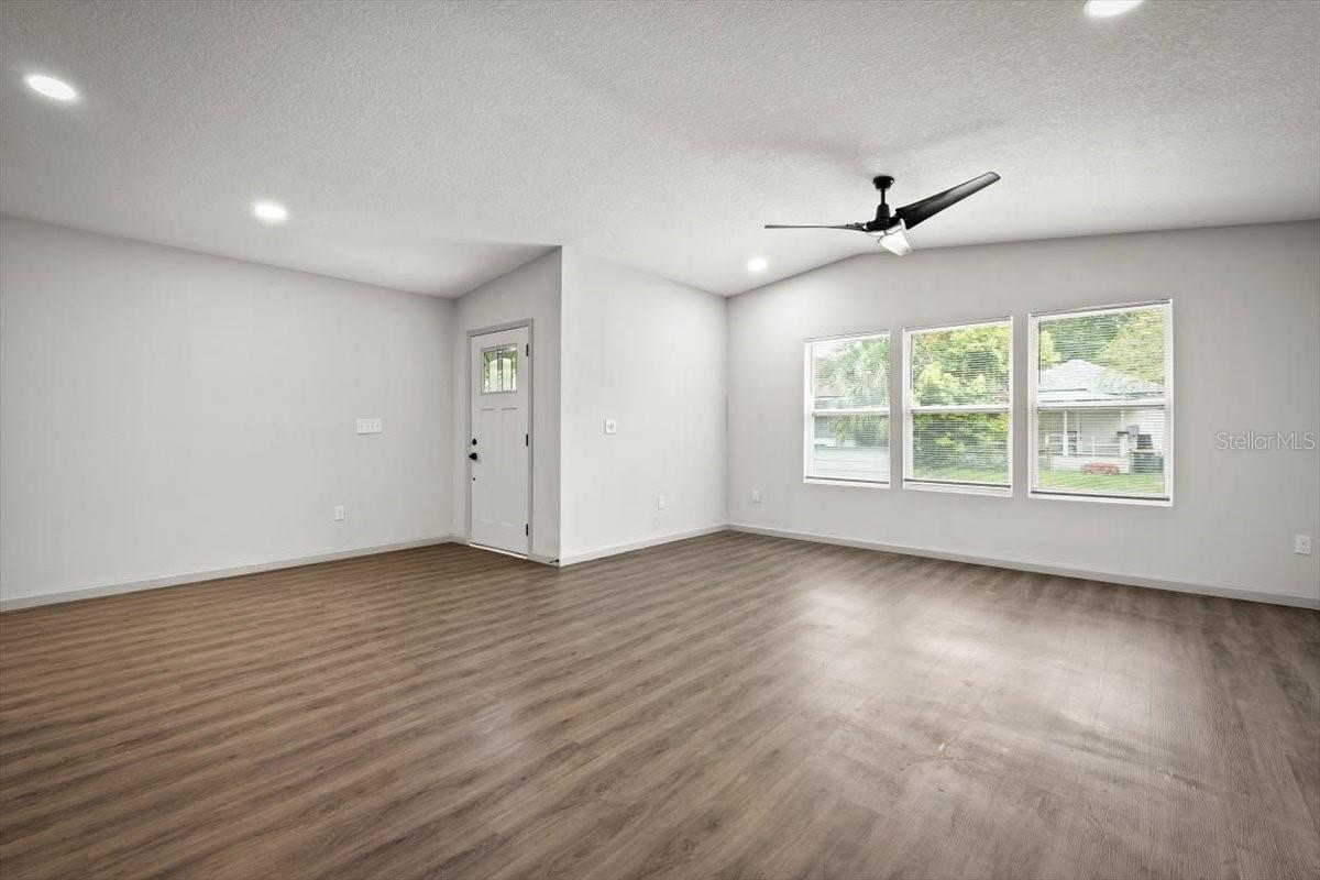 Image 14 of 20 For 1594 22nd Street