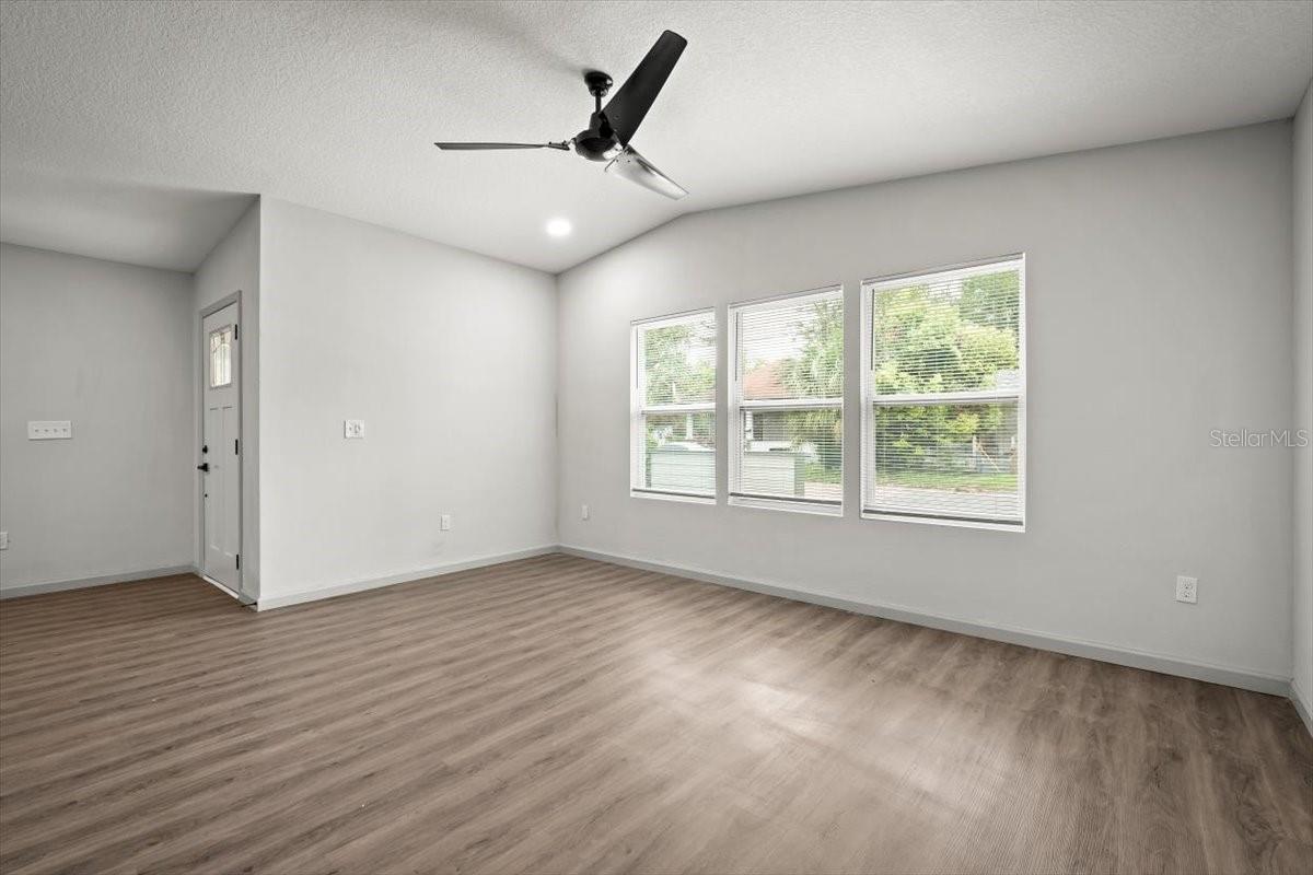 Image 17 of 20 For 1594 22nd Street