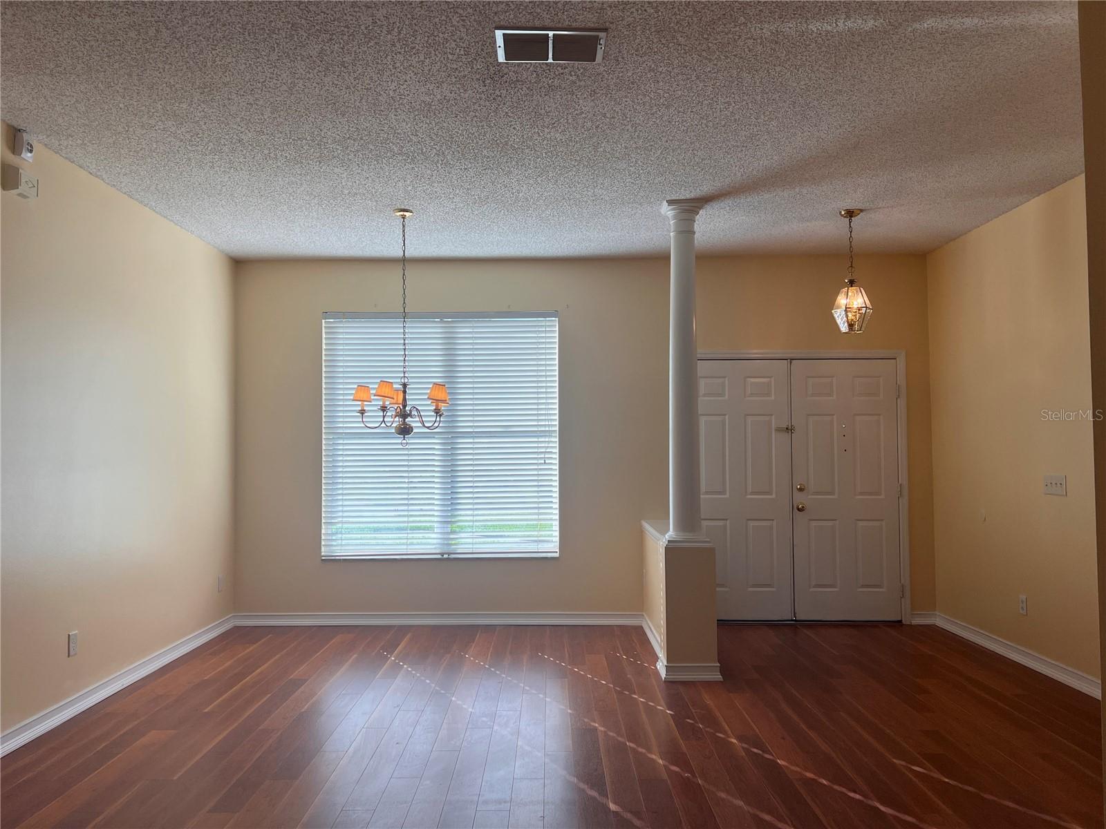 Image 7 of 33 For 1131 Turtle Lake Court