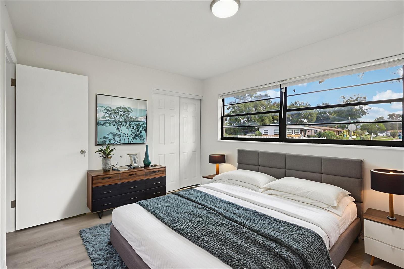 Image 14 of 22 For 442 Fanfair Avenue