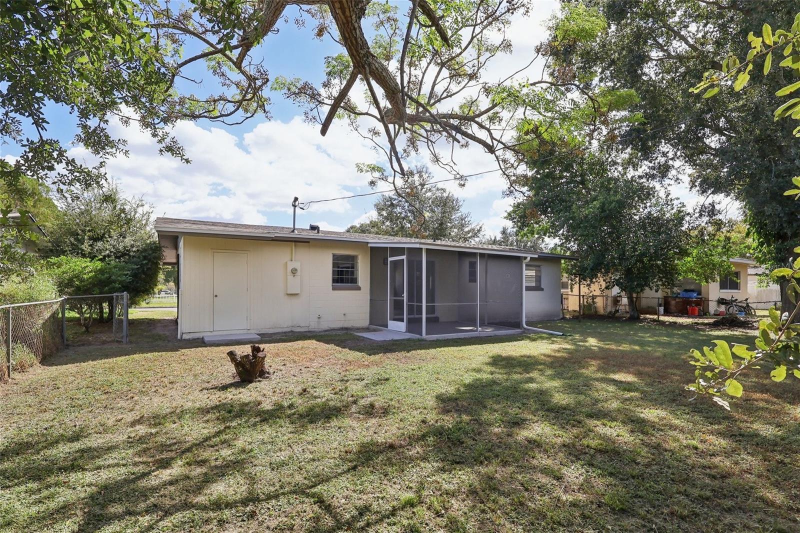 Image 18 of 22 For 442 Fanfair Avenue