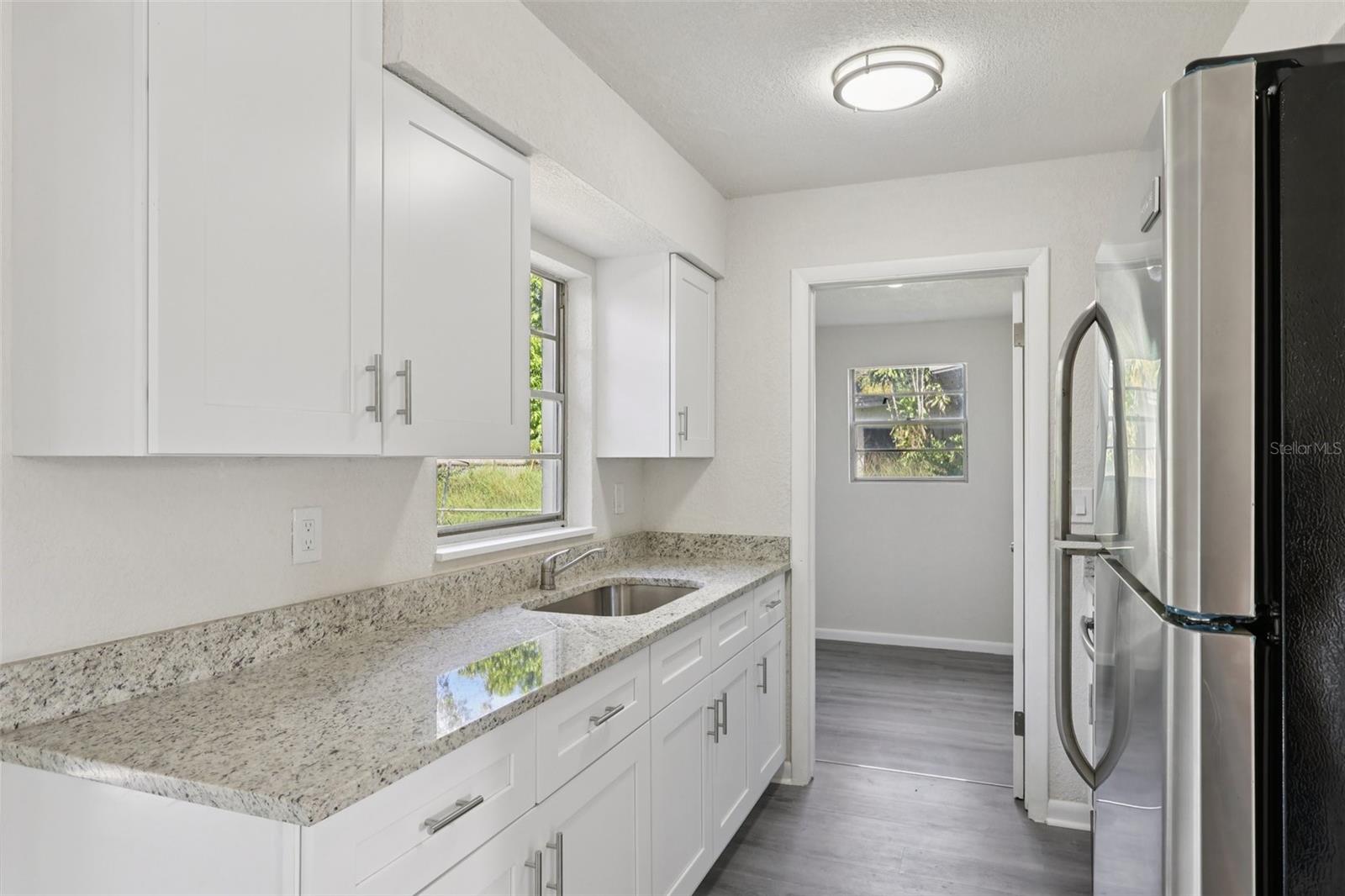 Image 9 of 22 For 442 Fanfair Avenue