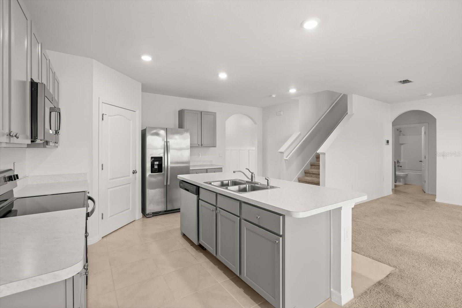 Image 13 of 59 For 307 Sunset View Drive