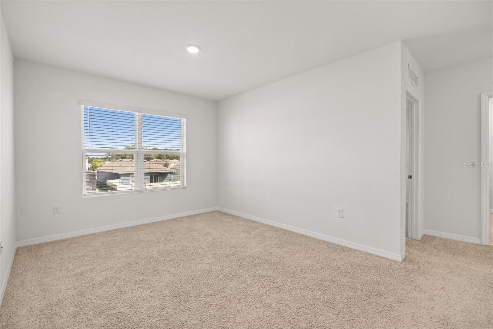 Image 30 of 59 For 307 Sunset View Drive