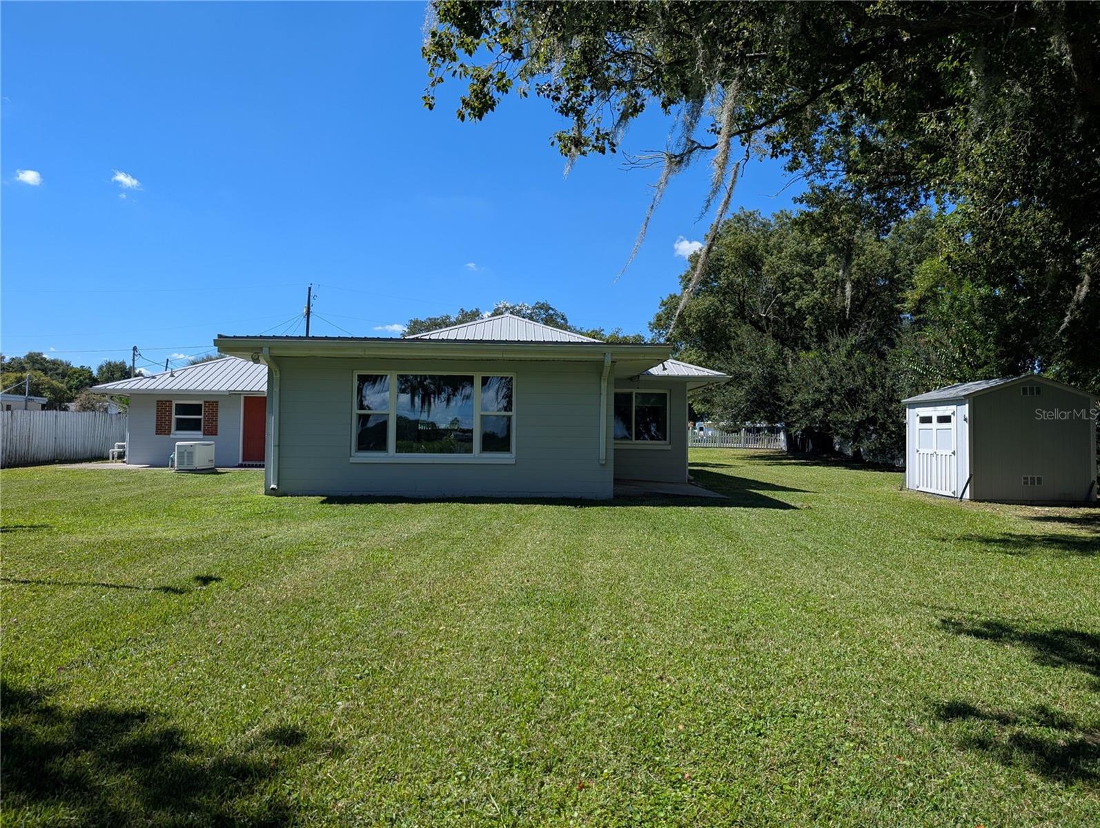 Image 16 of 18 For 5801 Chipola Circle