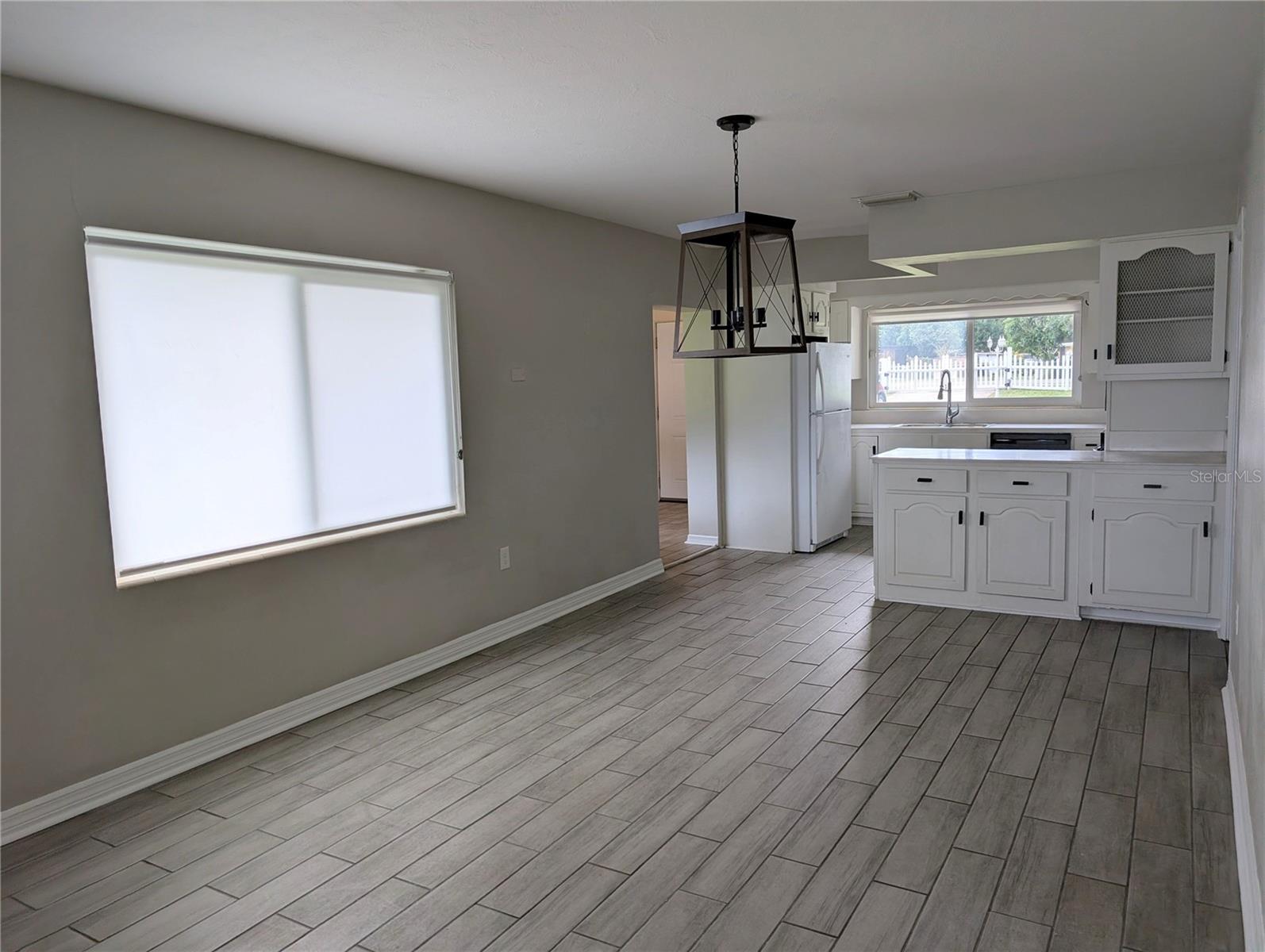 Image 7 of 18 For 5801 Chipola Circle