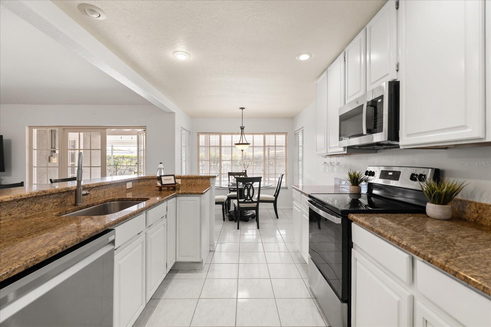 Image 14 of 27 For 2117 Saint Andrews Circle