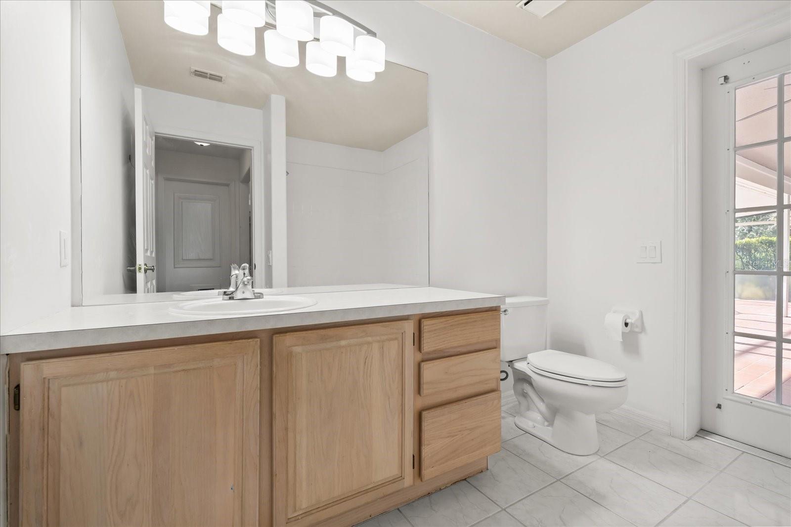 Image 22 of 27 For 2117 Saint Andrews Circle
