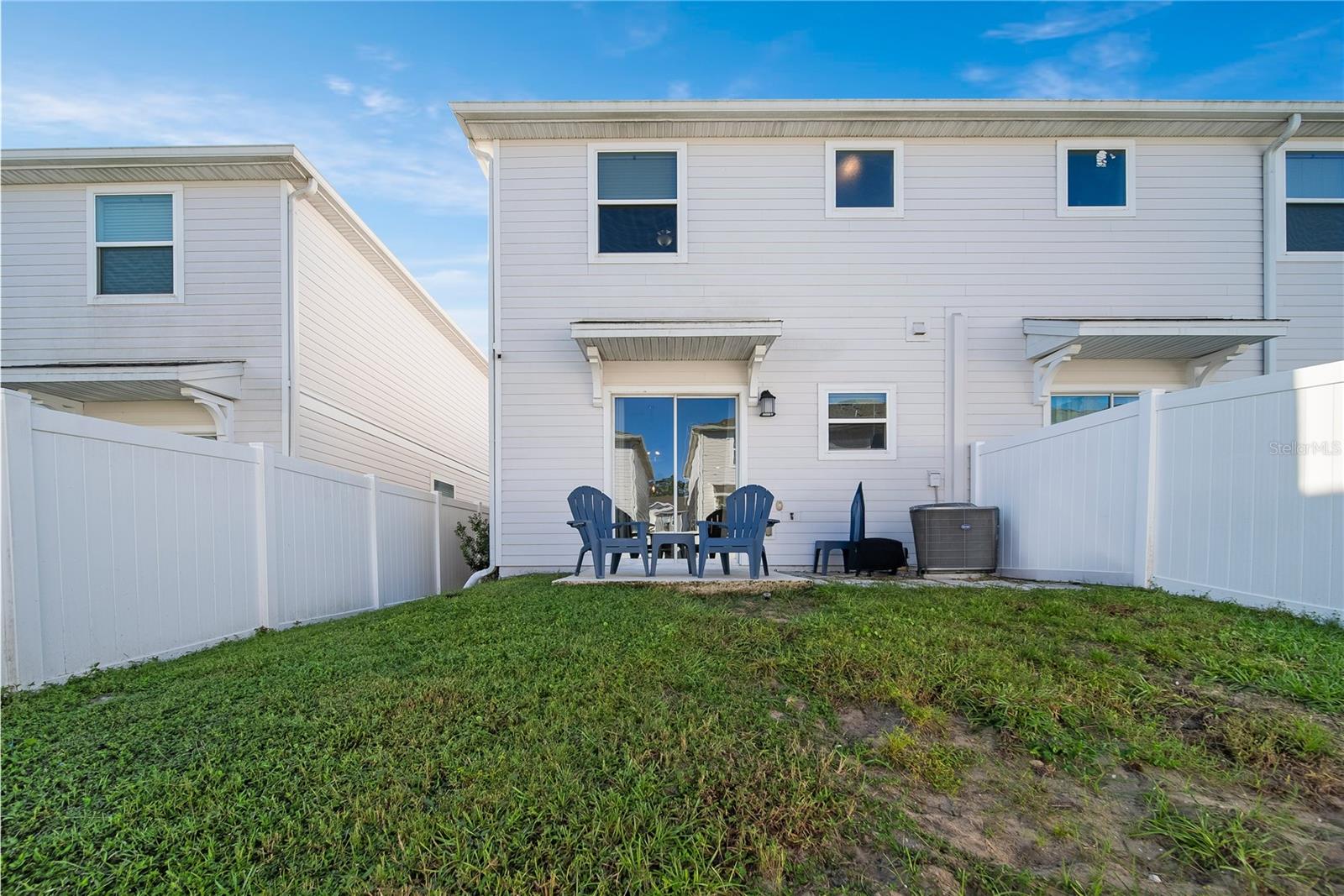 Image 13 of 25 For 7629 Danube Road