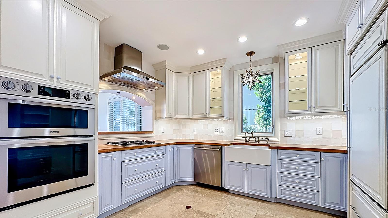 Image 11 of 65 For 660 Osceola Avenue 101