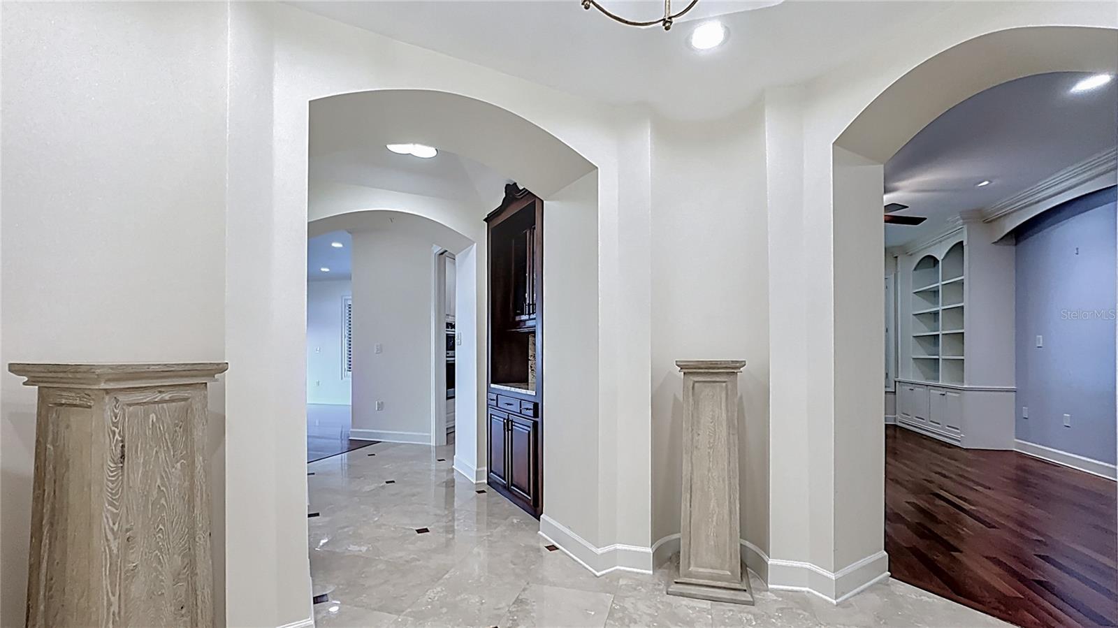 Image 2 of 65 For 660 Osceola Avenue 101