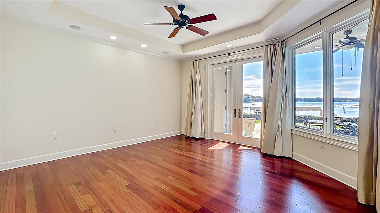 Image 24 of 65 For 660 Osceola Avenue 101