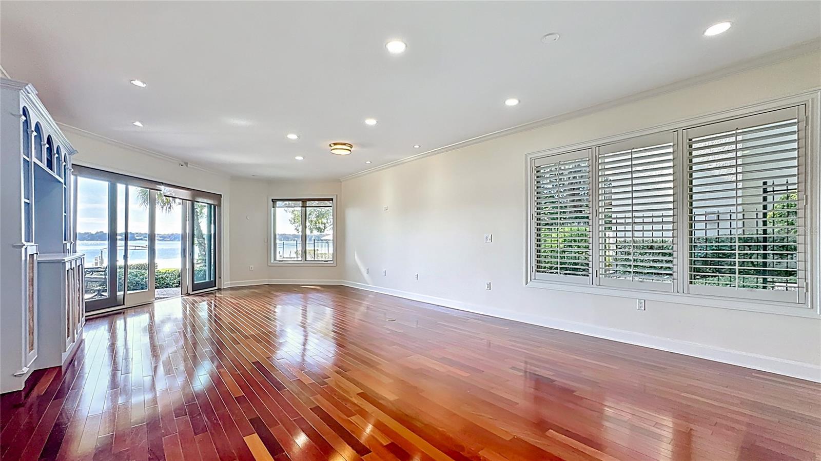 Image 3 of 65 For 660 Osceola Avenue 101