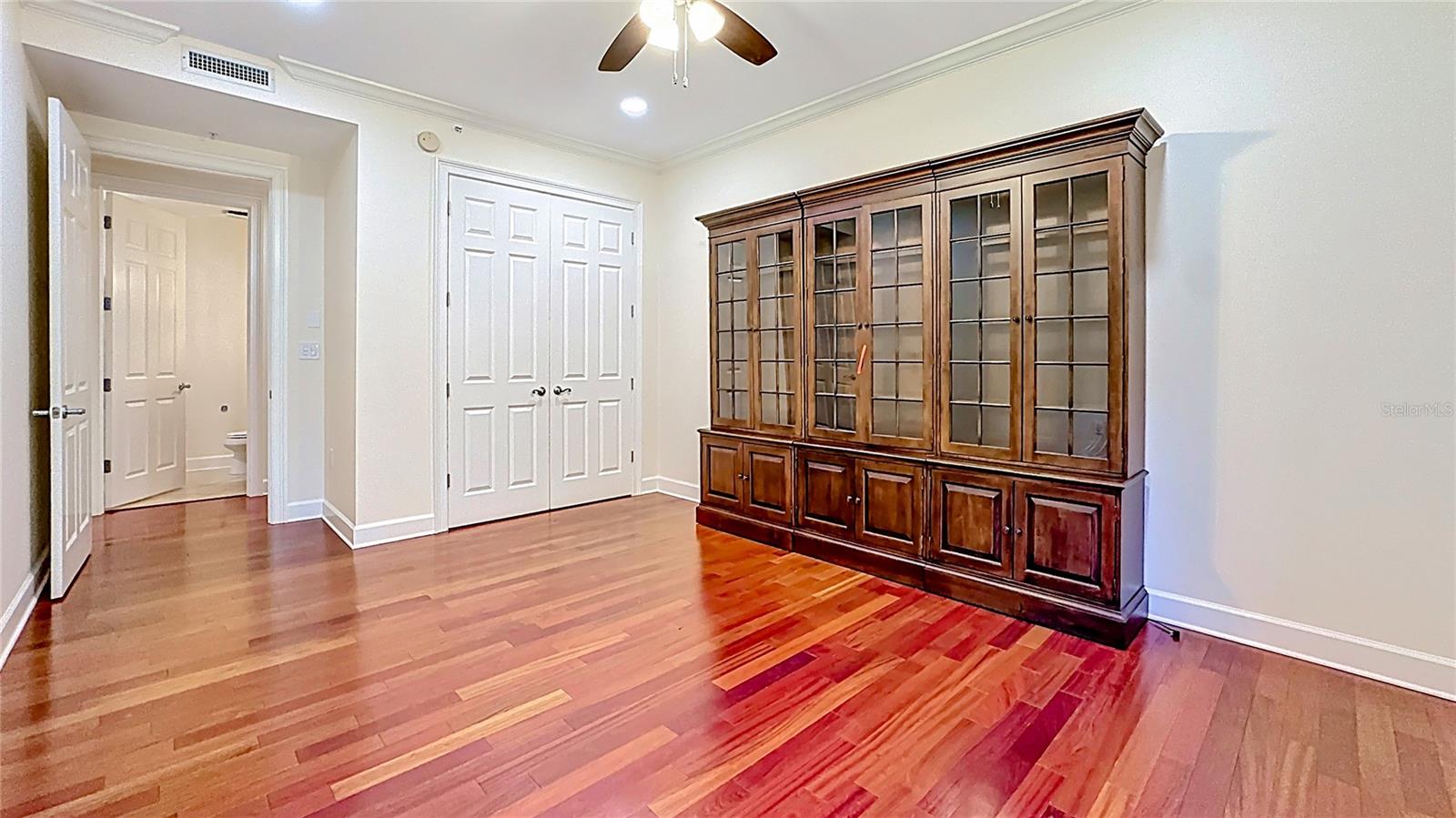 Image 44 of 65 For 660 Osceola Avenue 101