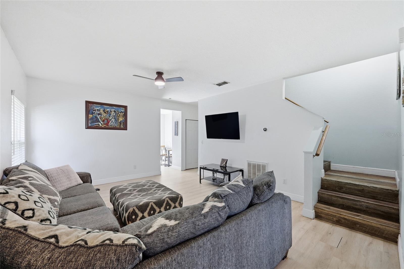 Image 9 of 33 For 5346 Cona Reef Court