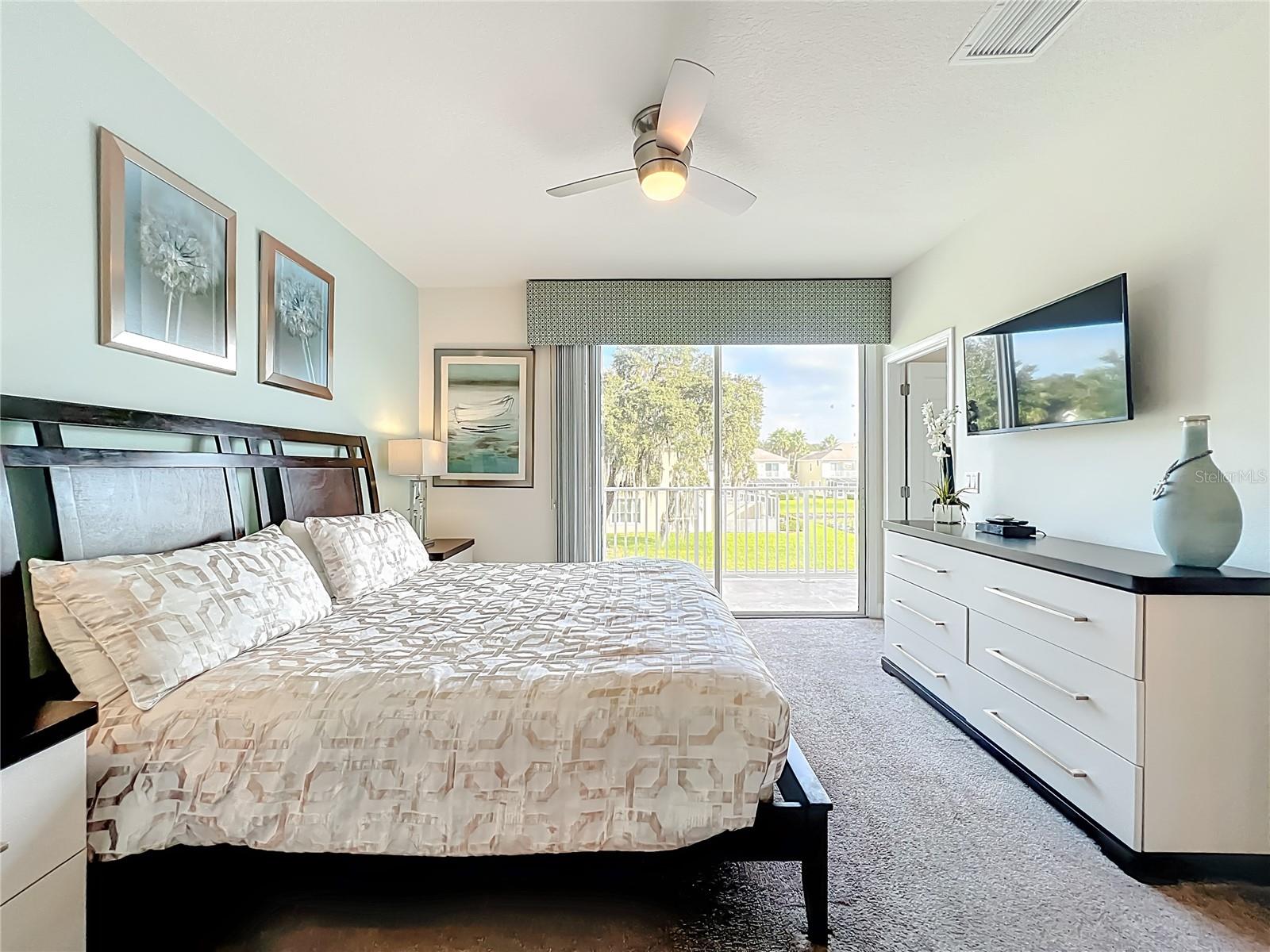 Image 14 of 27 For 17401 Serenidad Blvd