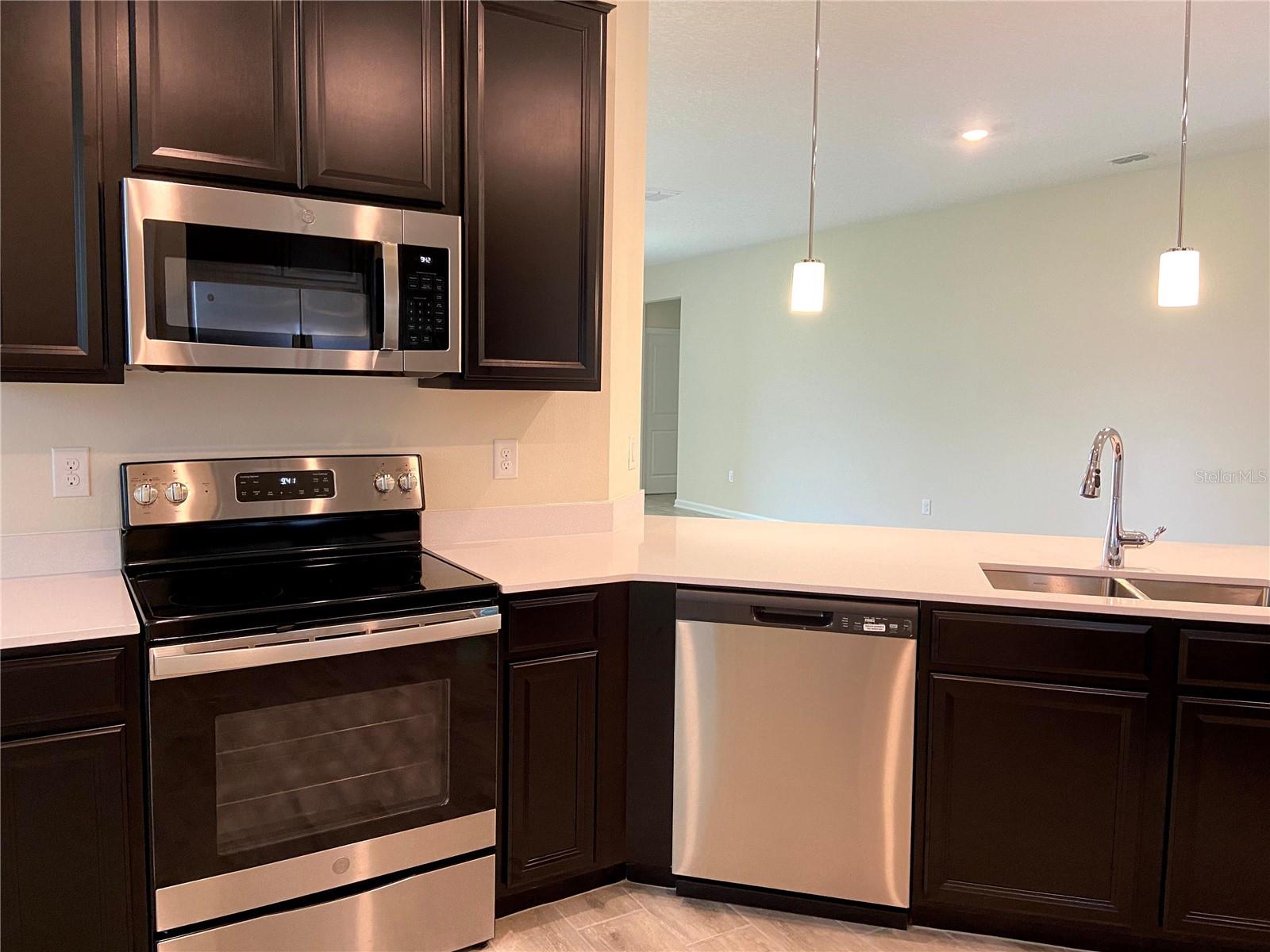 Image 9 of 40 For 1358 Lassen Street