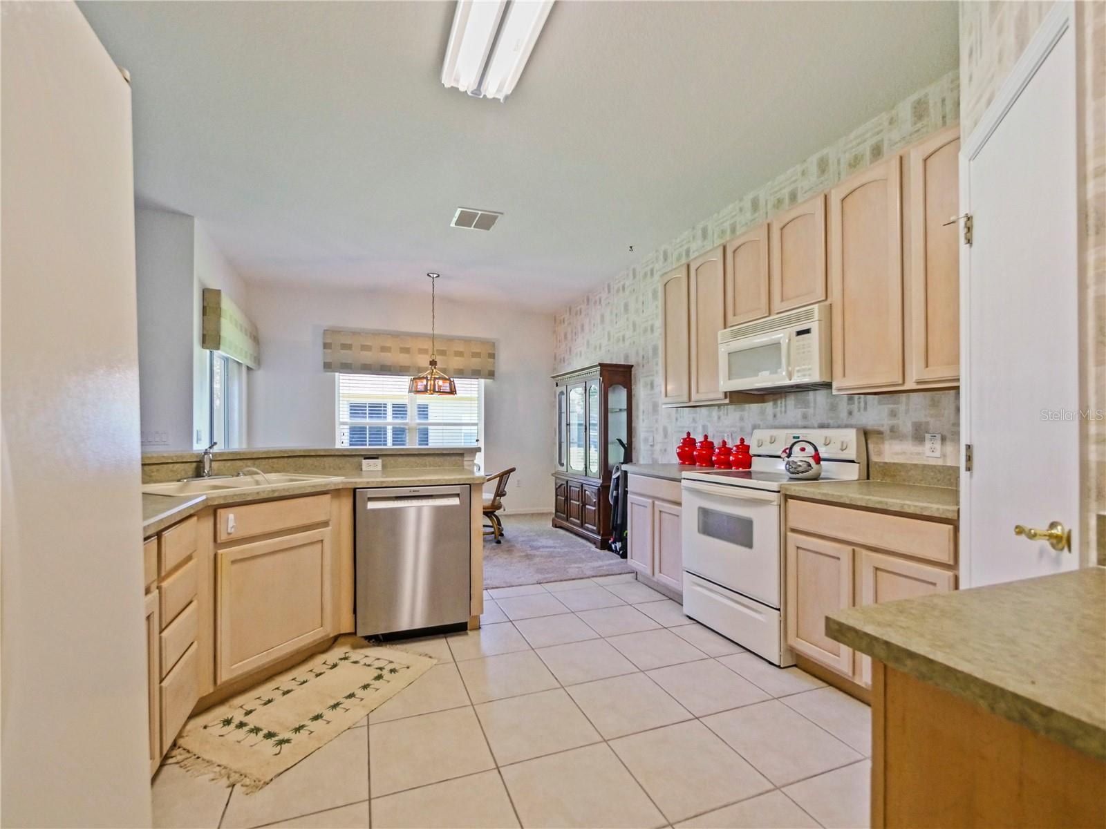 Image 8 of 15 For 252 Rock Springs Drive