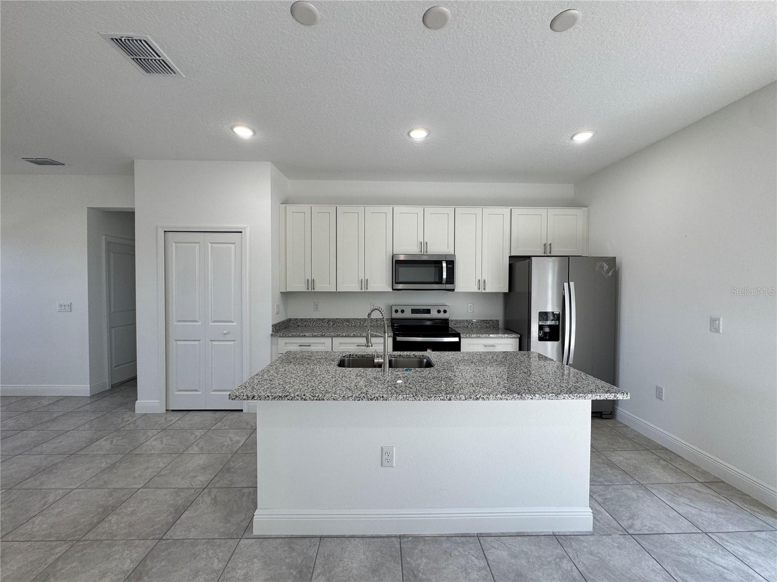 Image 14 of 38 For 3872 Baton Lane