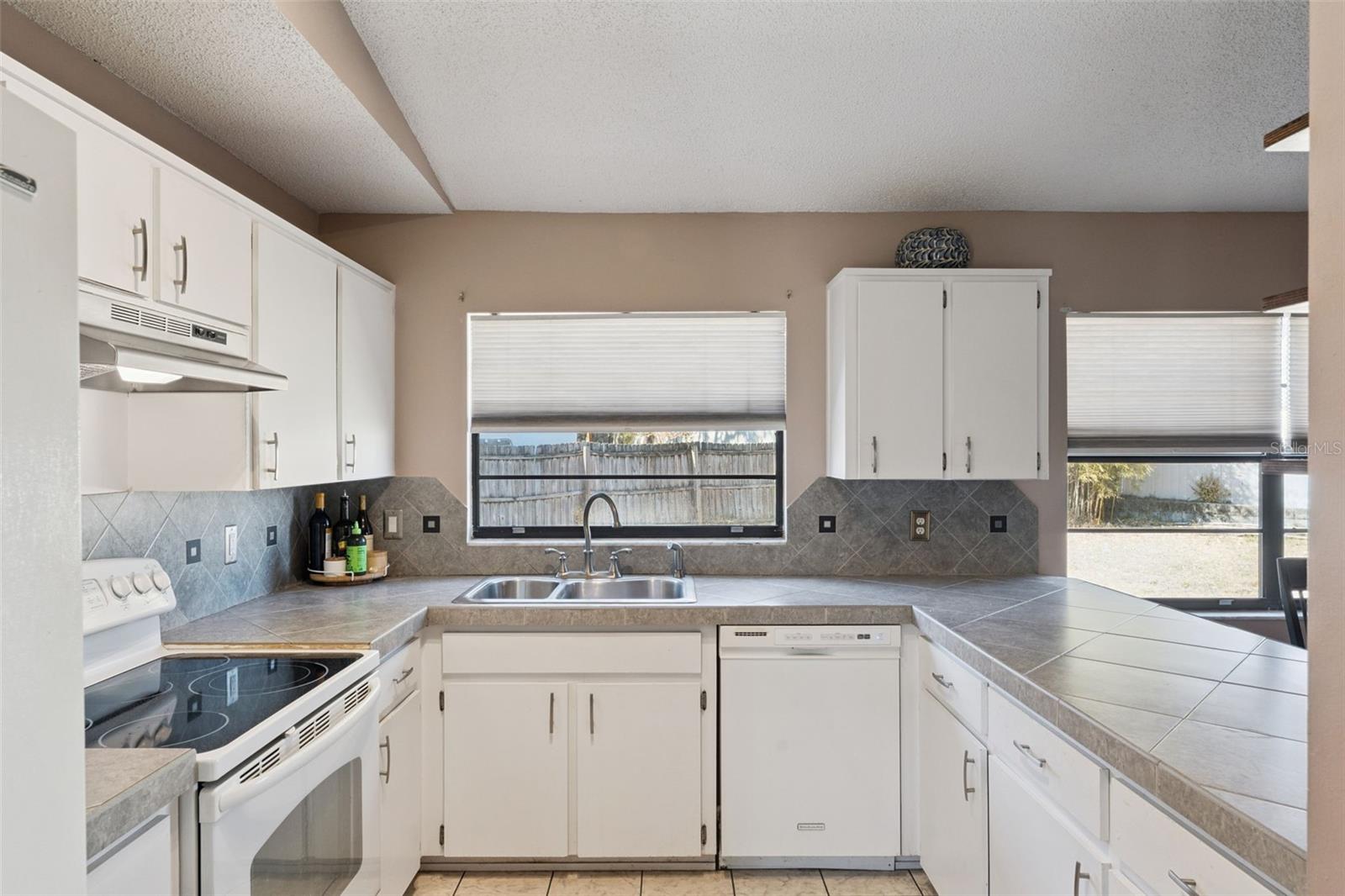 Image 5 of 34 For 4115 Buglers Rest Place