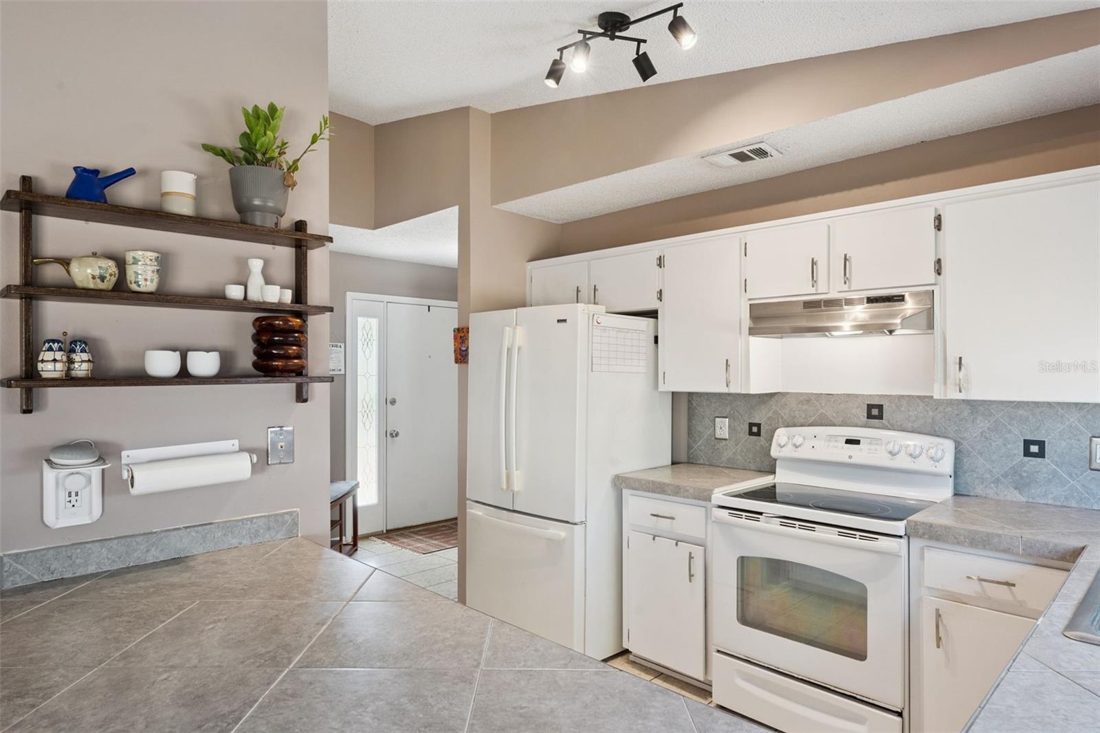 Image 6 of 34 For 4115 Buglers Rest Place