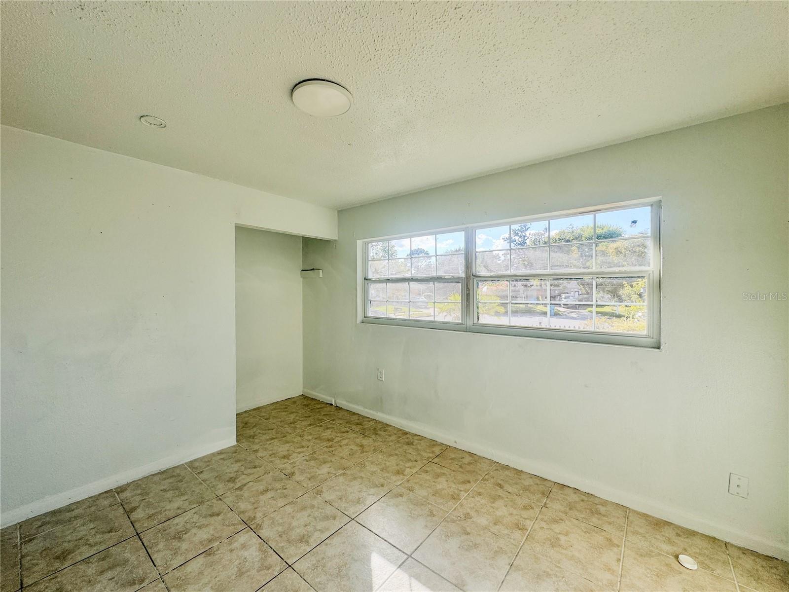 Image 8 of 20 For 1471 Kozart Court