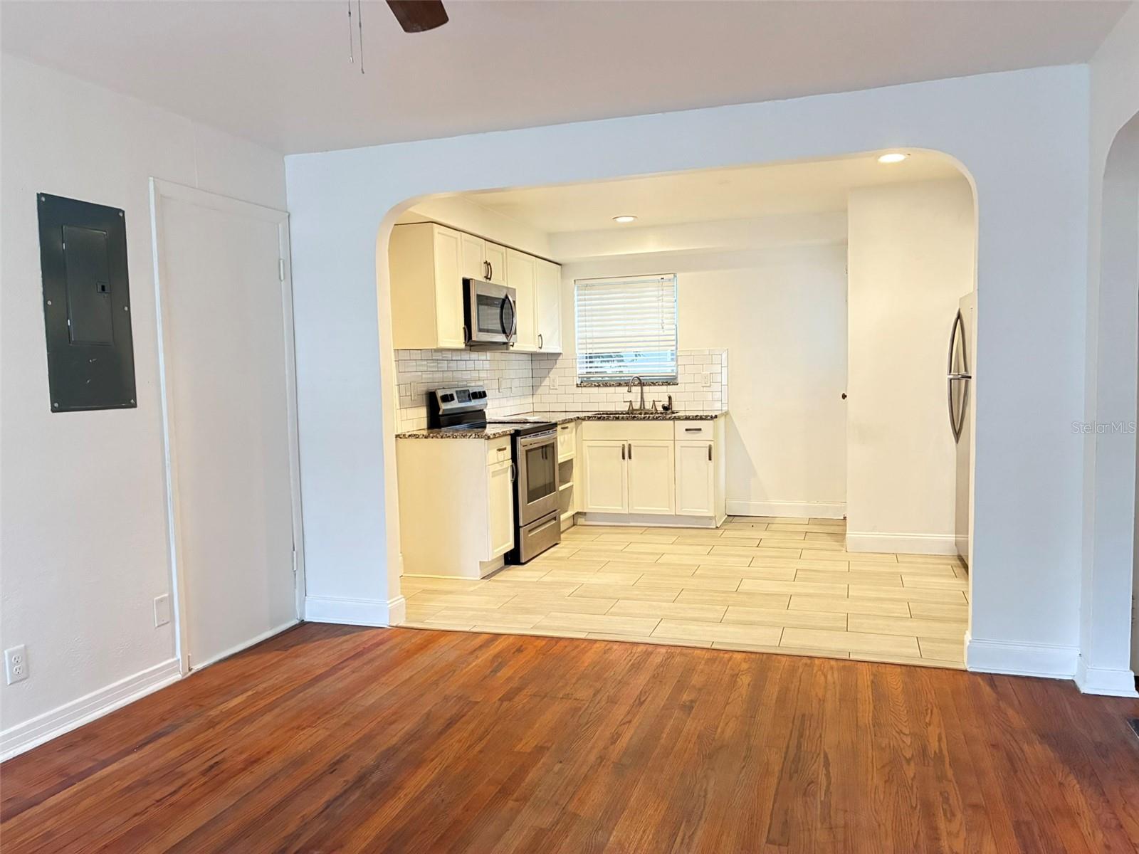 Image 19 of 19 For 604 Princeton Street