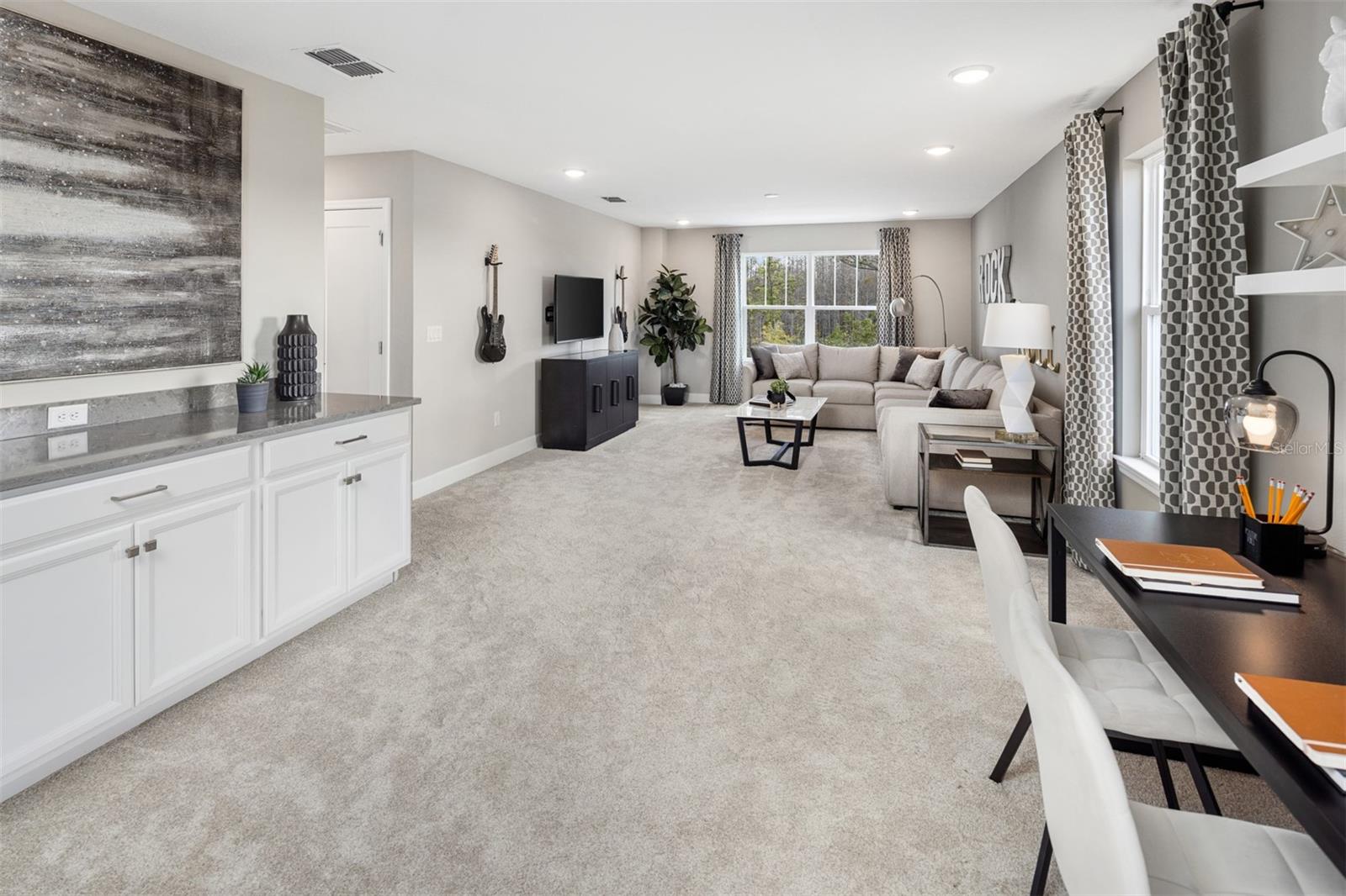 Image 18 of 22 For 13279 Generations Avenue