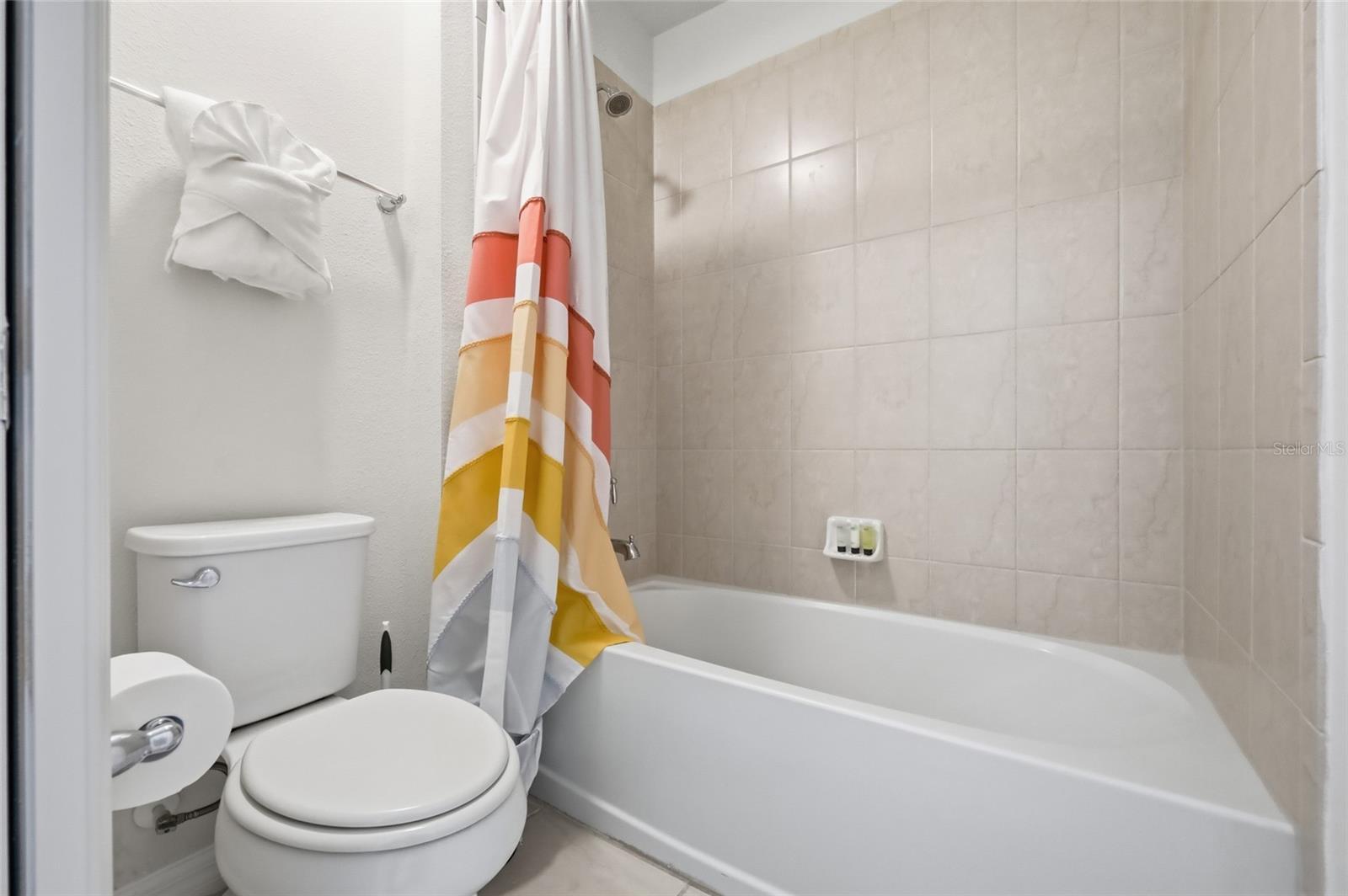 Image 28 of 40 For 8929 Sydney Avenue