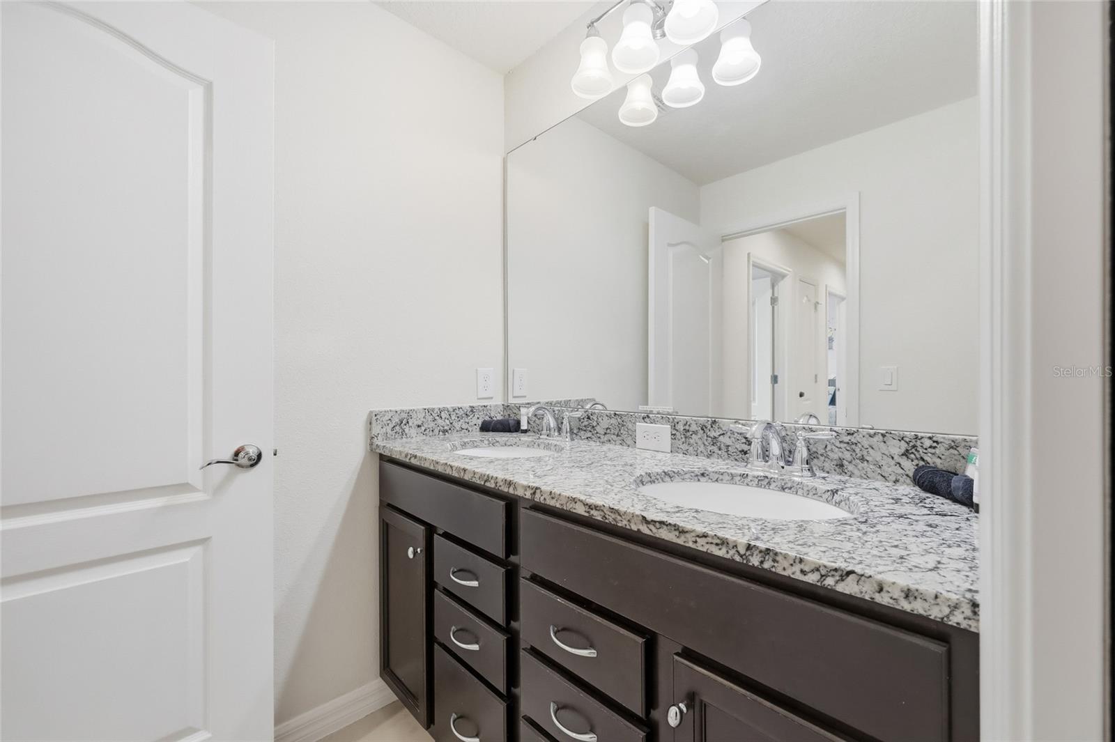 Image 29 of 40 For 8929 Sydney Avenue