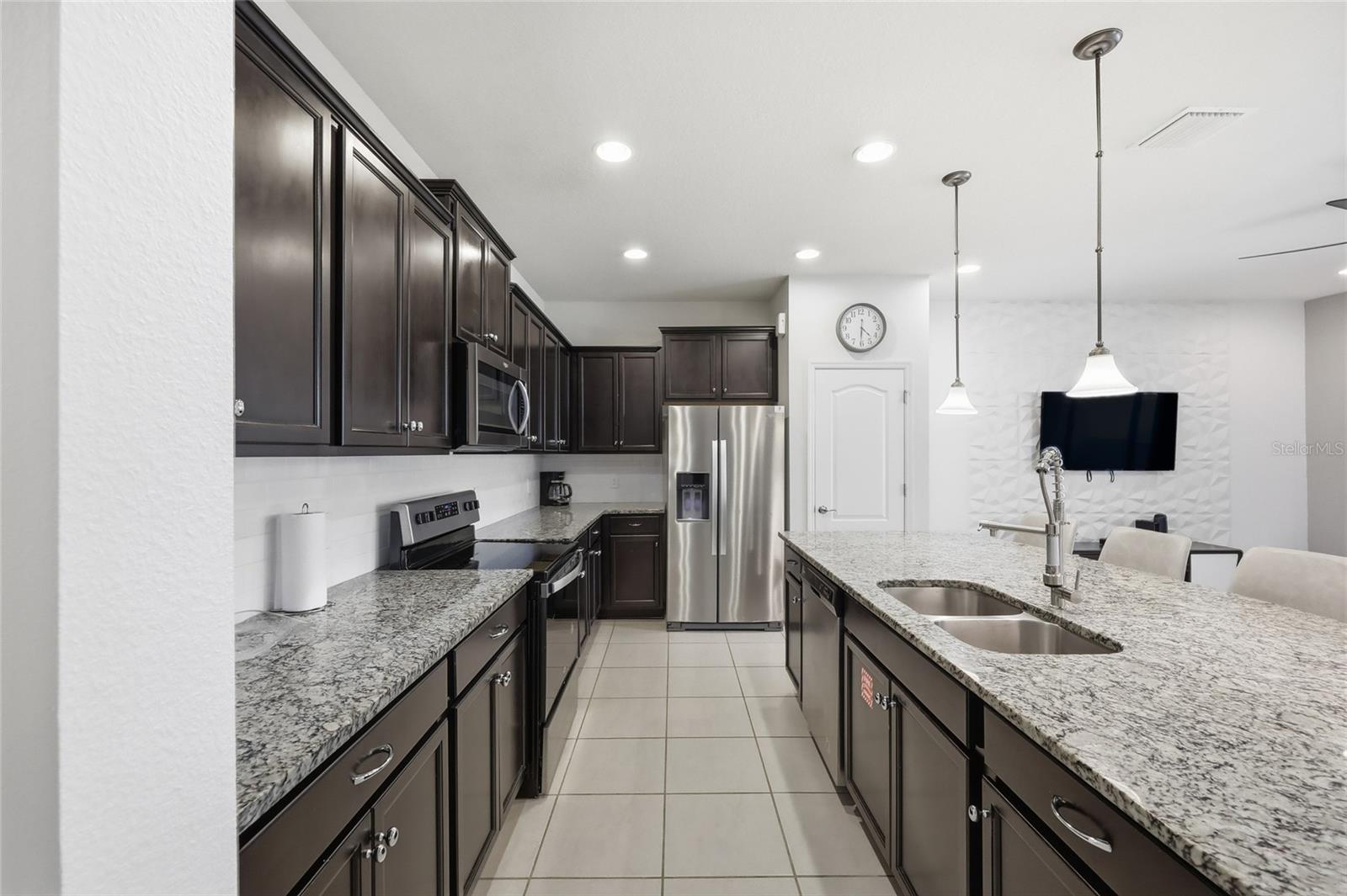 Image 9 of 40 For 8929 Sydney Avenue