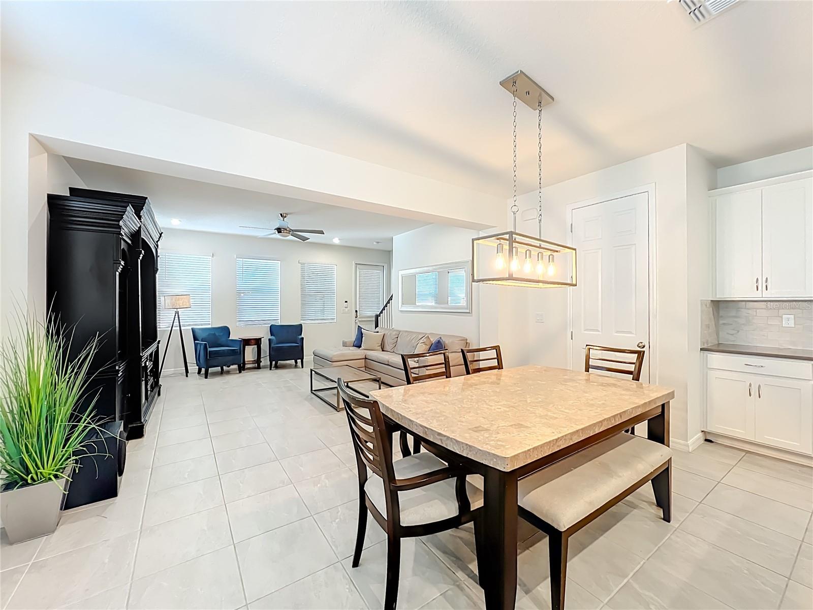 Image 11 of 76 For 16329 Prairie School Drive