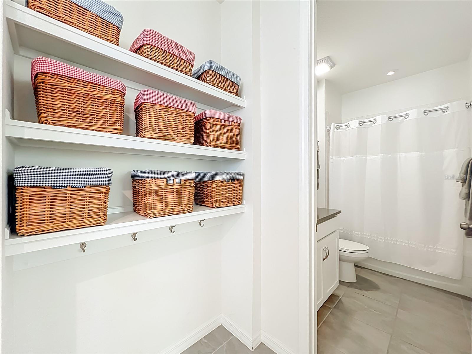 Image 23 of 76 For 16329 Prairie School Drive