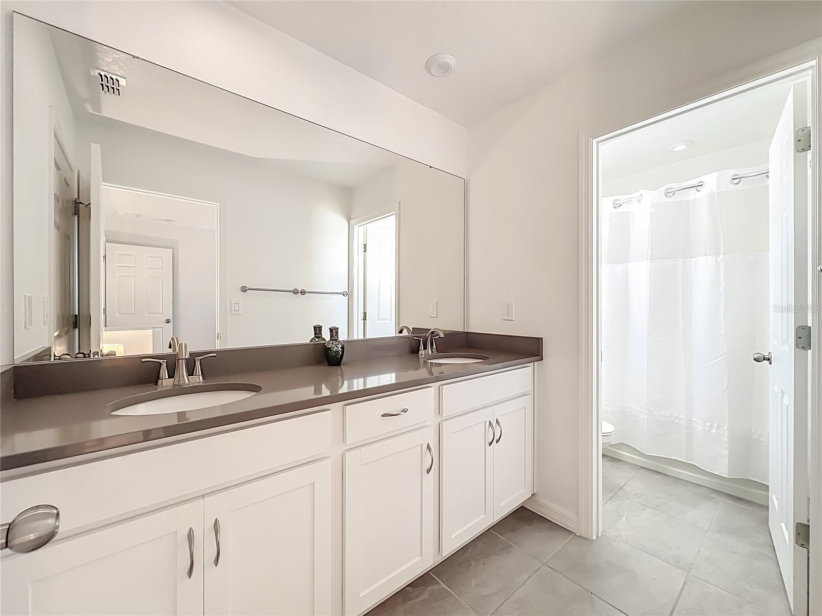 Image 29 of 76 For 16329 Prairie School Drive