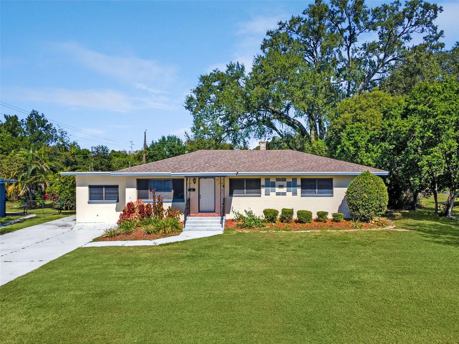 Image 4 of 56 For 717 Bonnie Drive
