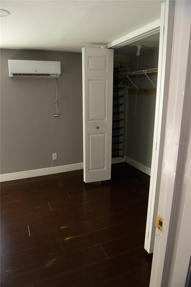 Image 14 of 23 For 4309 Rio Grande Avenue