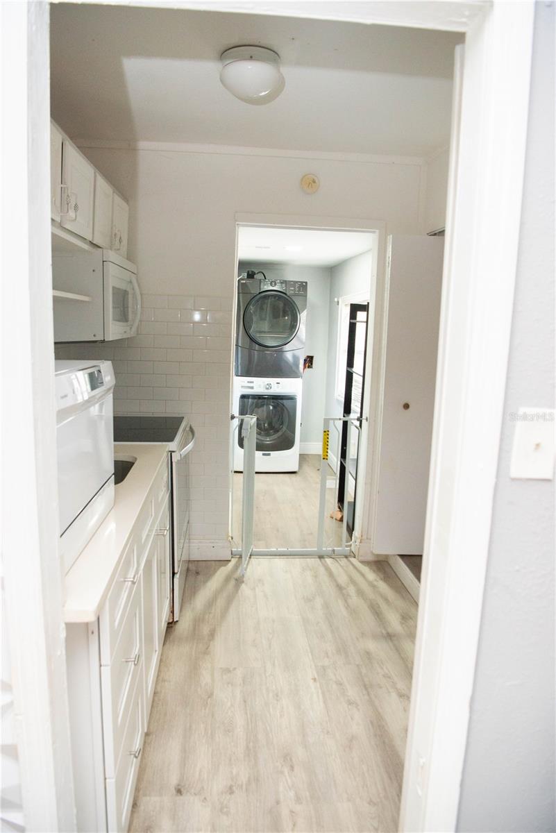 Image 19 of 23 For 4309 Rio Grande Avenue