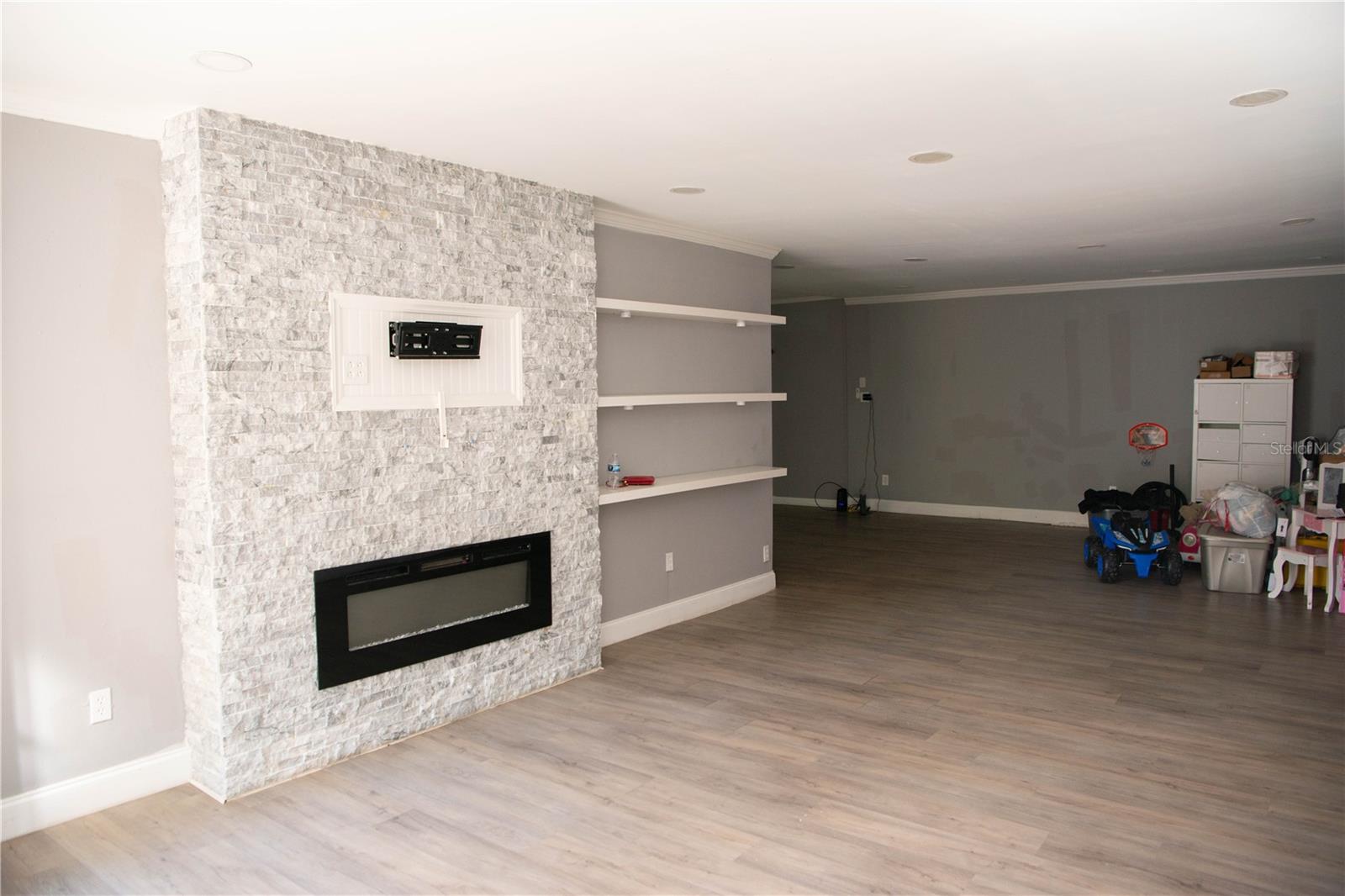 Image 7 of 23 For 4309 Rio Grande Avenue