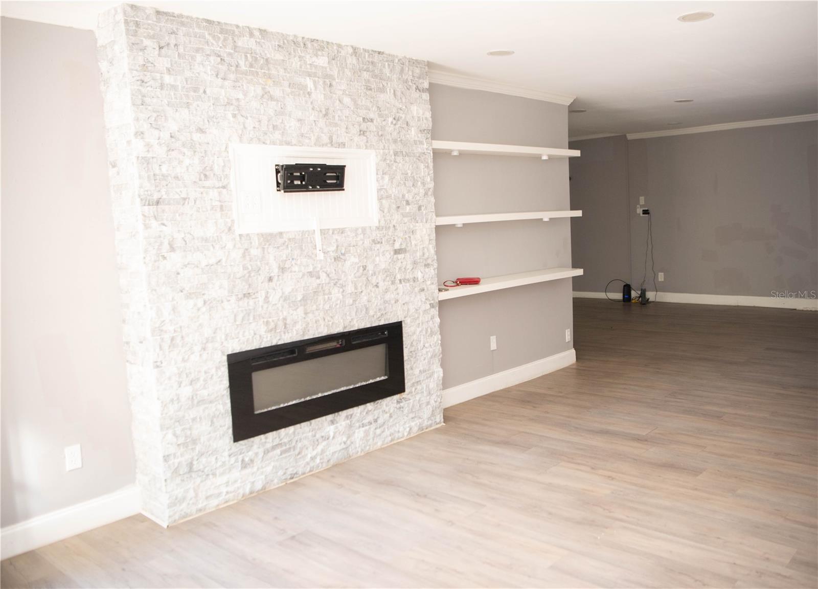 Image 9 of 23 For 4309 Rio Grande Avenue