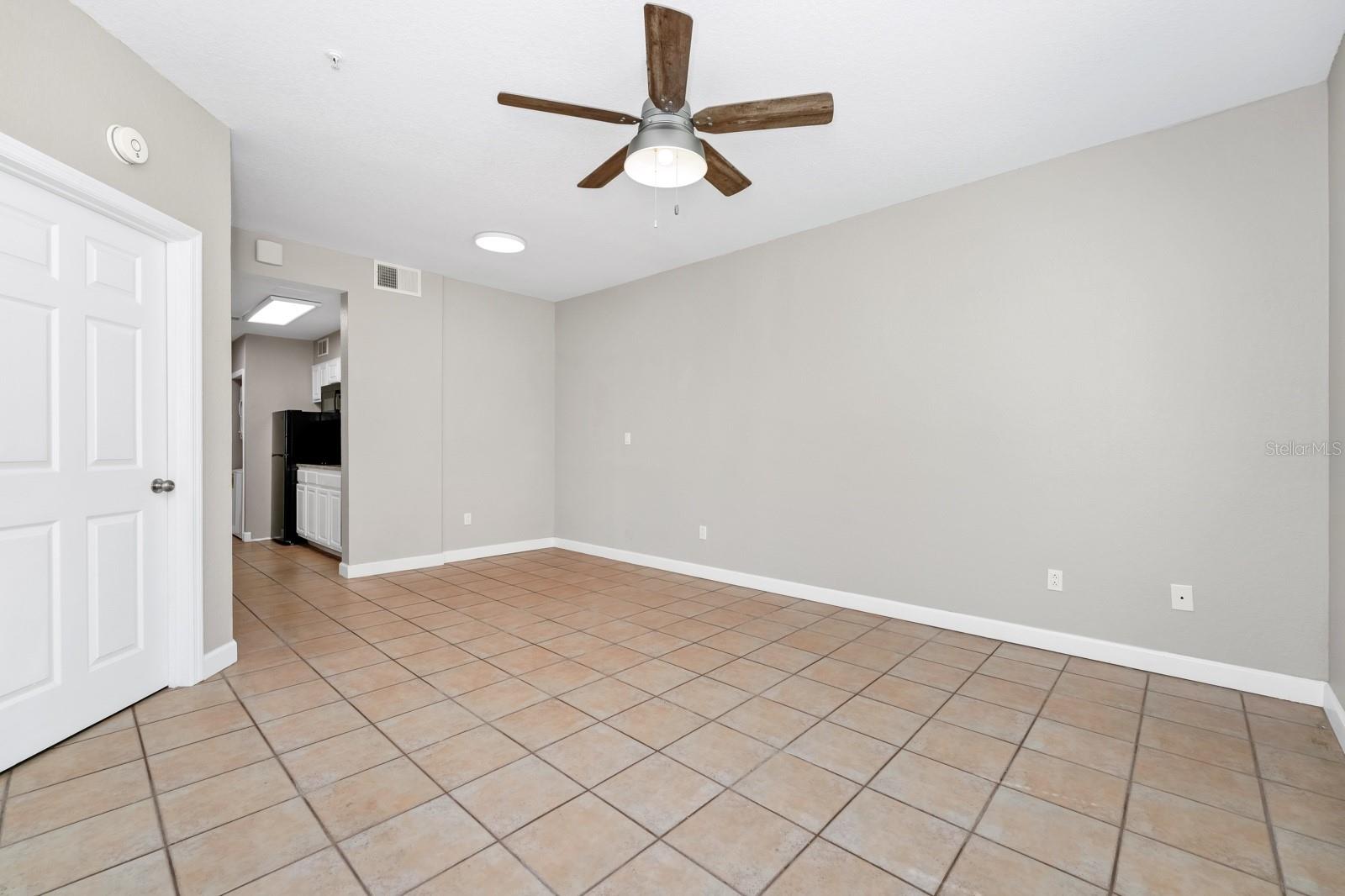 Image 30 of 50 For 7503 Atlantis Way G202