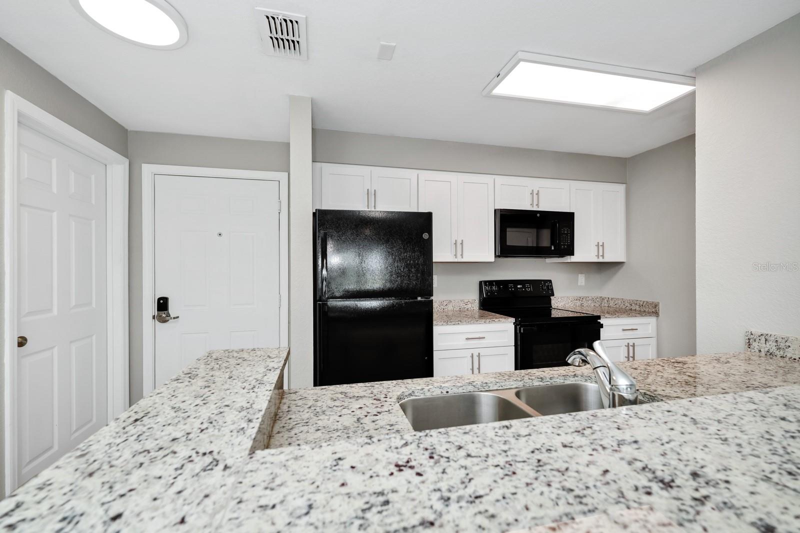 Image 9 of 50 For 7503 Atlantis Way G202