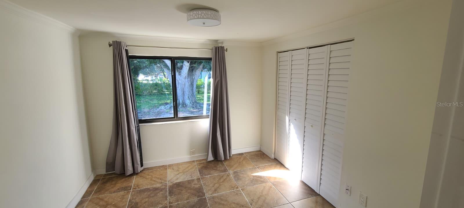 Image 6 of 7 For 1840 John Rivers Street