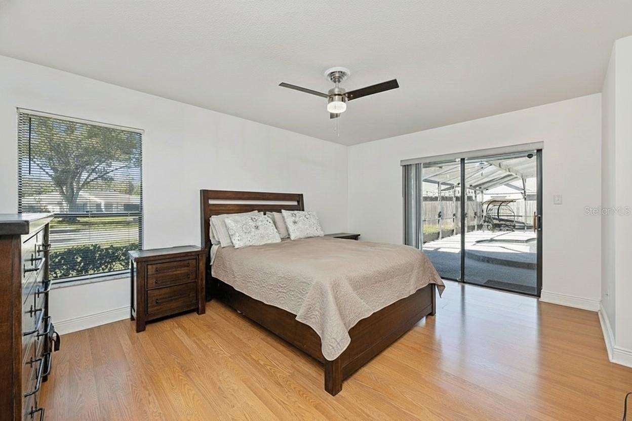 Image 14 of 40 For 9501 Holbrook Drive