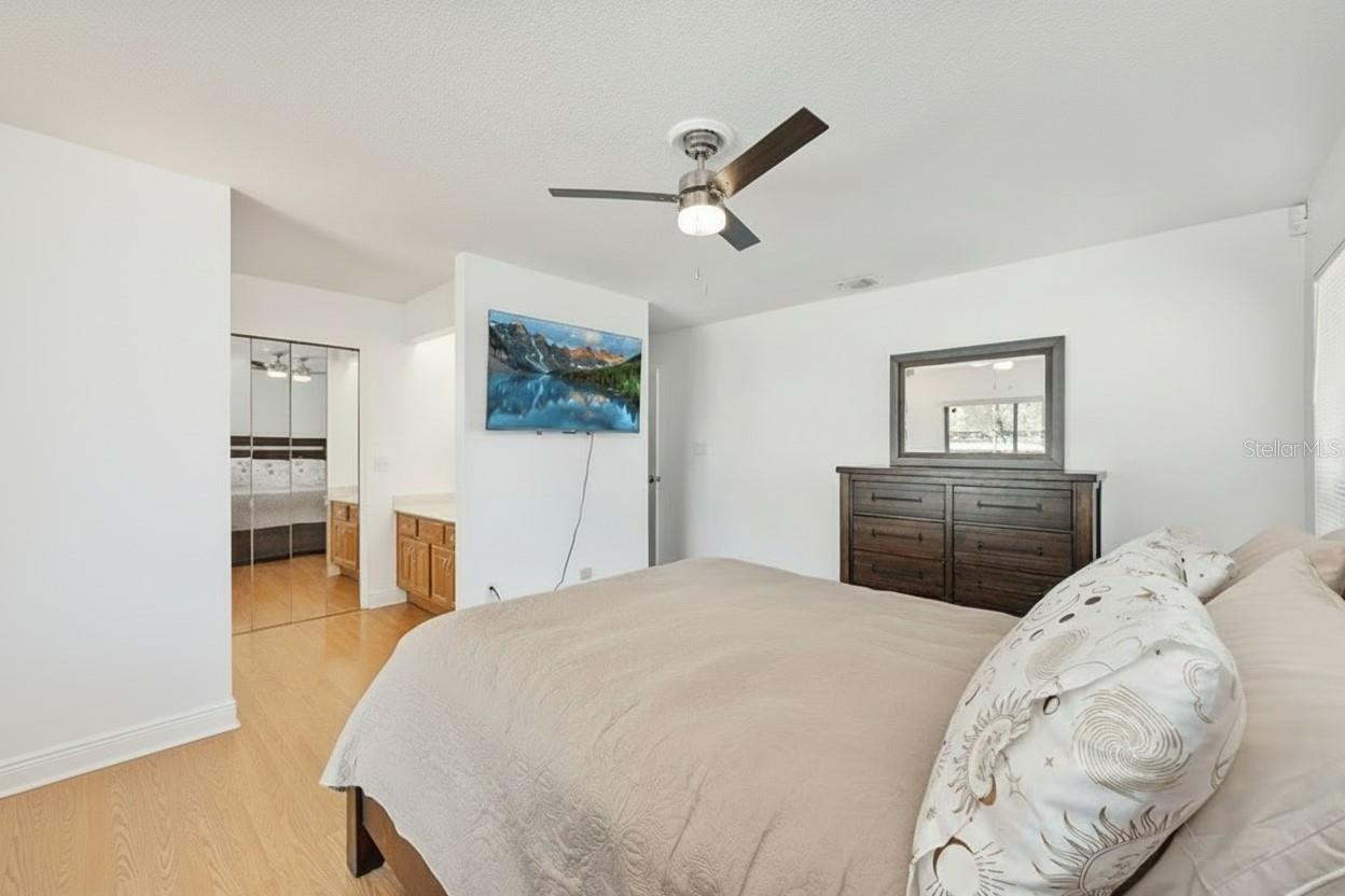 Image 15 of 40 For 9501 Holbrook Drive