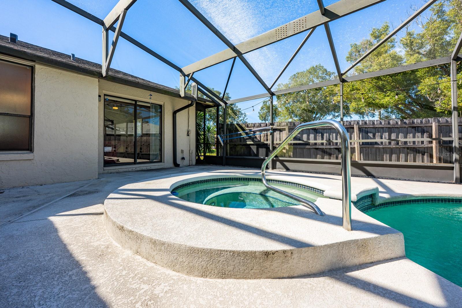 Image 25 of 40 For 9501 Holbrook Drive