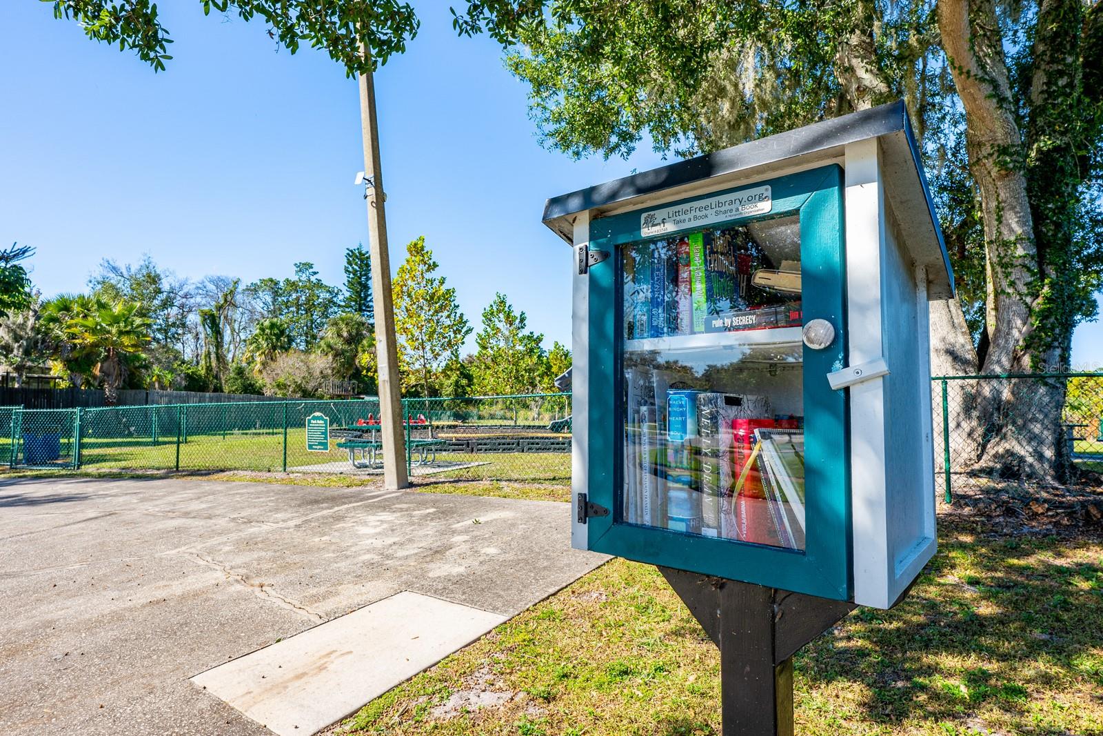 Image 34 of 40 For 9501 Holbrook Drive