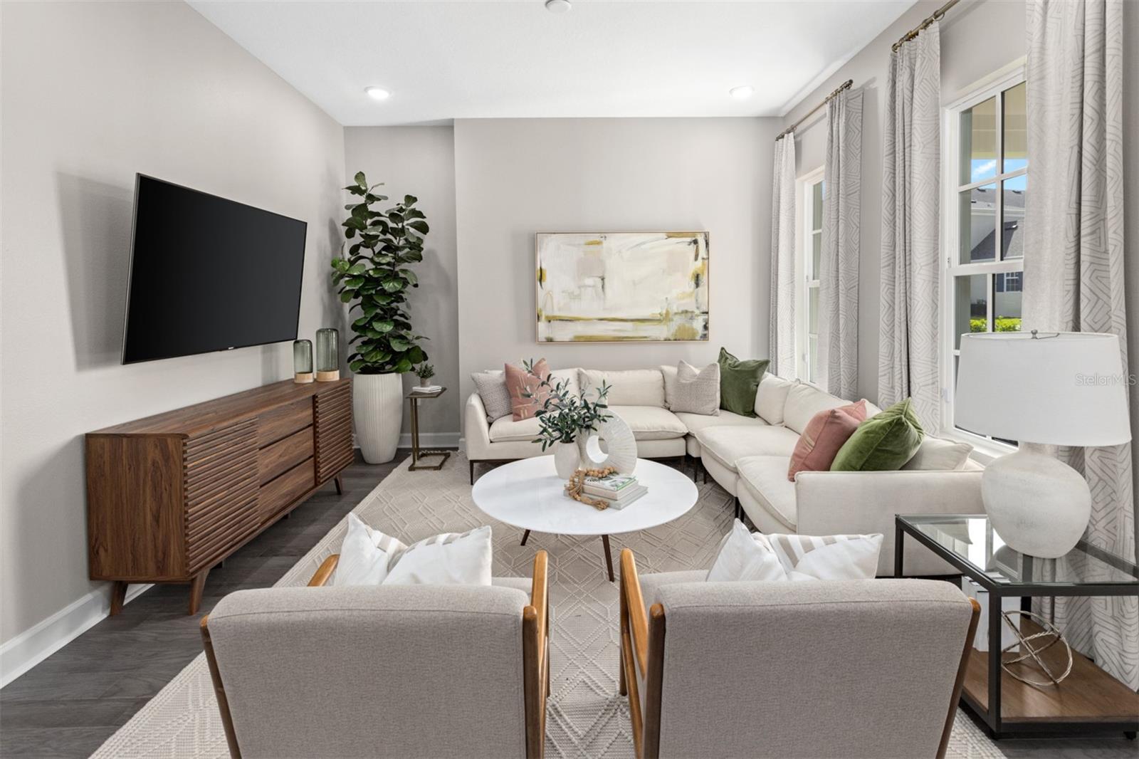 Image 4 of 33 For 1926 Seawall Way