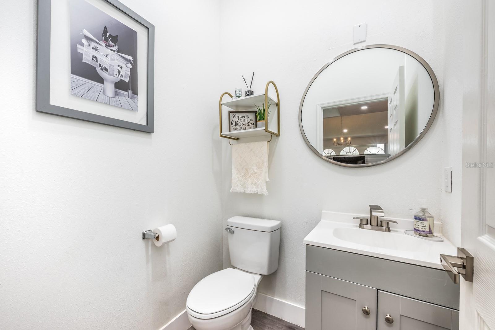 Image 19 of 36 For 1952 Edinborough Place